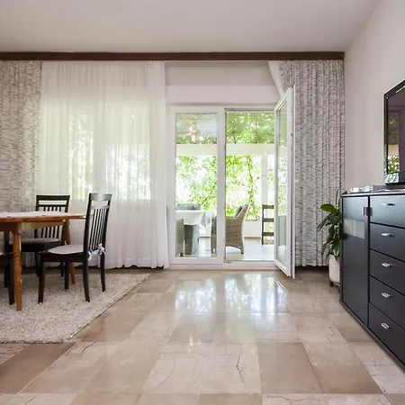 Perla Rogoznica (Sibenik-Knin)